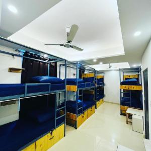 hop inn hostels