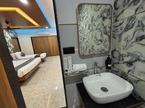 krushnam villa resort somnath by cellton hotels