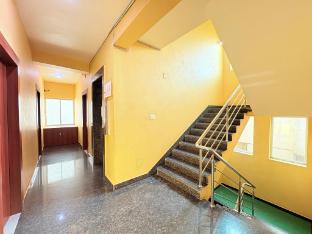 hotel golden wave puri near sea beach