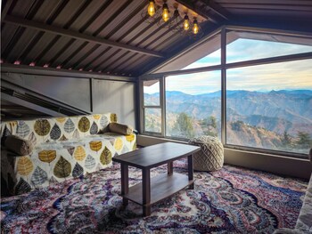 the himalayan shire