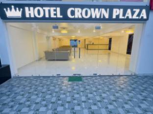 hotel crown plaza