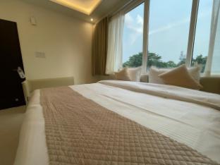 hotel crown plaza