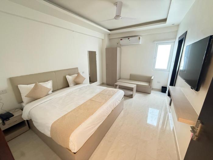 hotel crown plaza