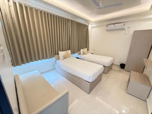 hotel crown plaza