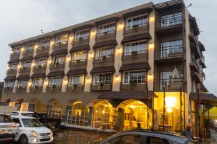 hotel indraprastha luxuria