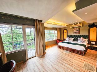 hotel indraprastha luxuria