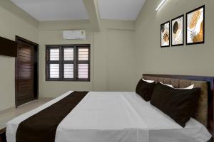 super hotel o engineering college sreekaryam formerly b s plaza