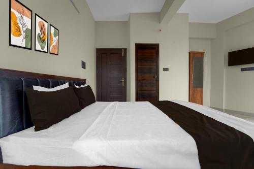 super hotel o engineering college sreekaryam formerly b s plaza