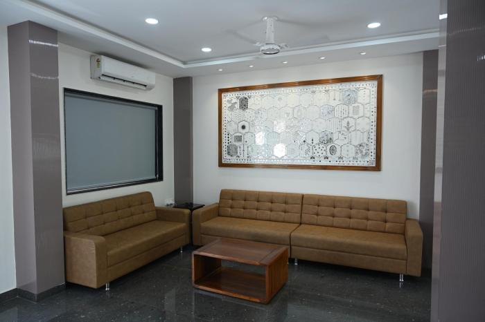 hotel rahi inn