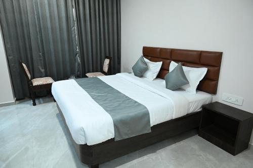 hotel rahi inn