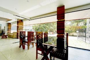 super townhouse oak cochin international airport