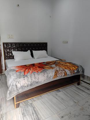 shree shyam paying guest house