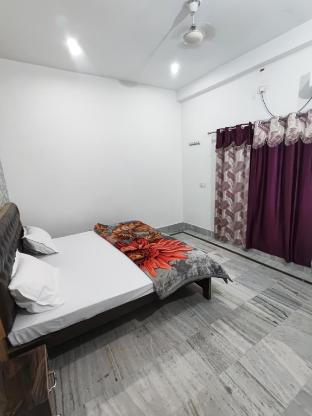 shree shyam paying guest house