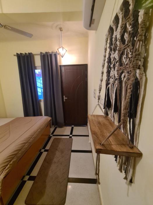 mild life hostel