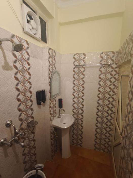 mild life hostel