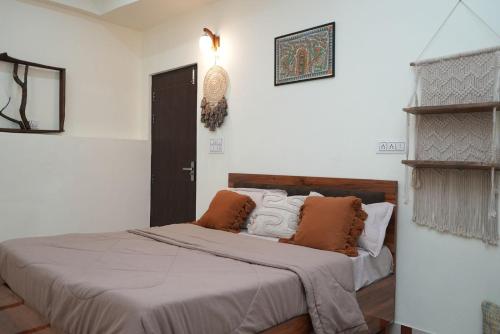 mild life hostel