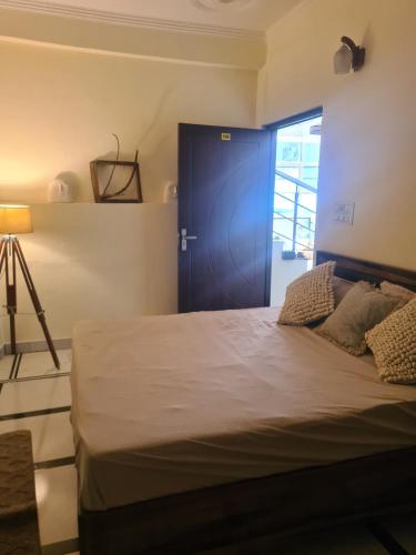 mild life hostel