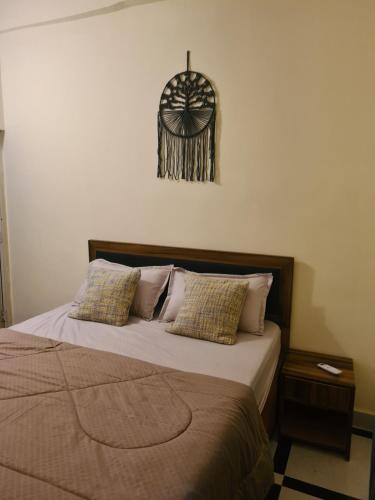 mild life hostel