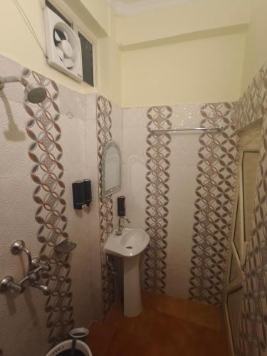 mild life hostel