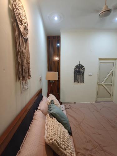 mild life hostel