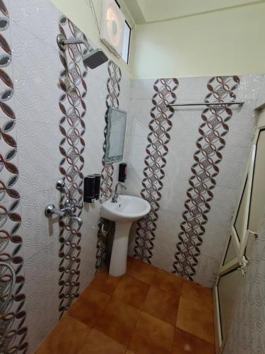 mild life hostel