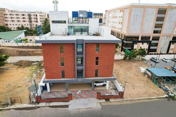 manchester suites