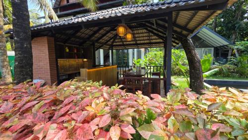 mango lantern villa kollam