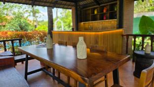 mango lantern villa kollam
