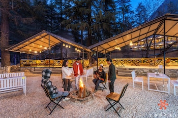 Zostel Kasol,,2 star