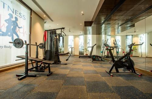 hotel stay vista delhi airport