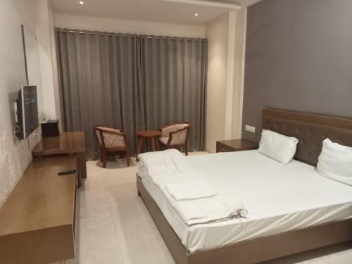 hotel atharva