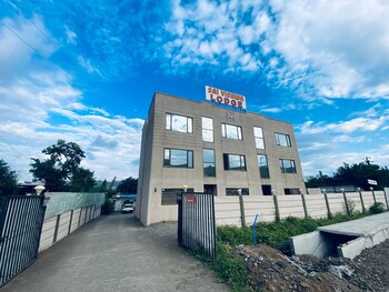 sai vishwa lodging