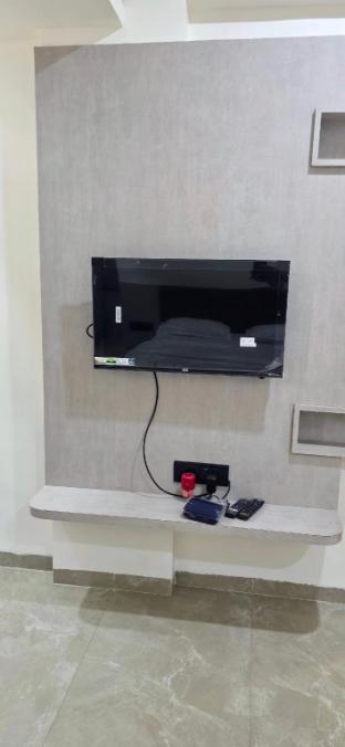 hotel radhika