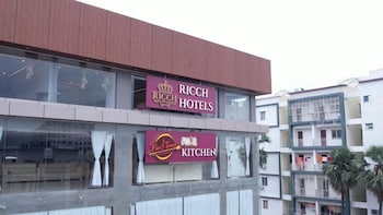 ricch hotels