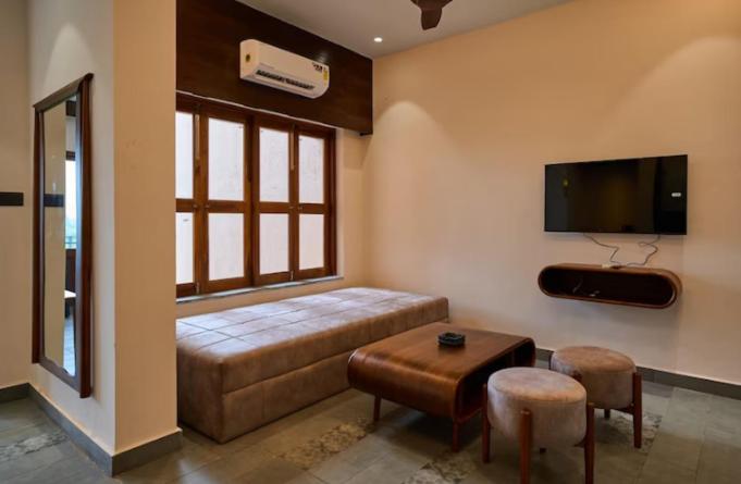 hotel sonar bangla ajodhya hill