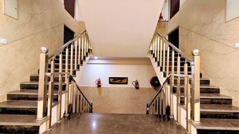 white panda hotels royal inn