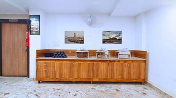 white panda hotels royal inn