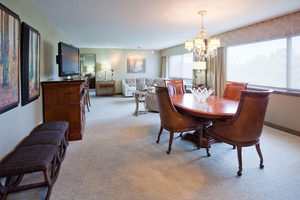 crowne plaza minneapolis west by ihg
