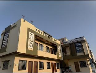 moreshwar pride and residency