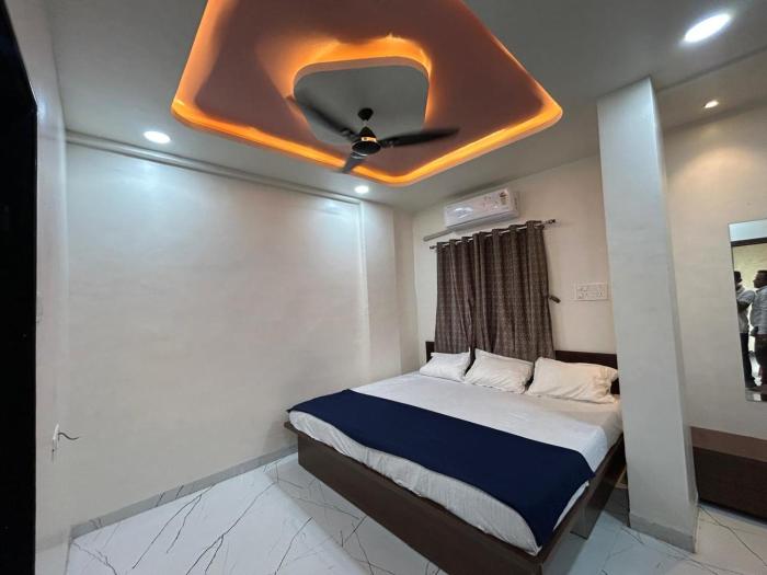 moreshwar pride and residency