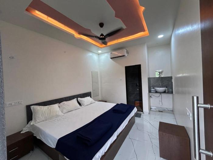 moreshwar pride and residency