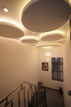 Hotel Royal Villa,,3 star