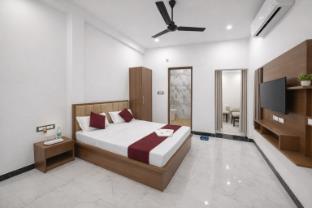 aakritis home stay