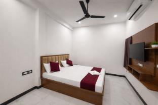 aakritis home stay