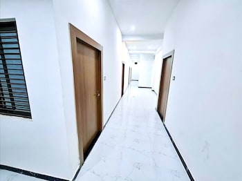 aakritis home stay