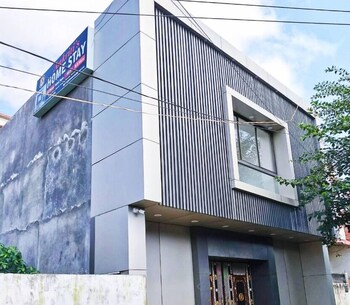 aakritis home stay