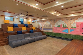 the hosteller agra tajganj