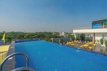 The Hosteller Agra Tajganj,,3 star