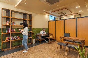 the hosteller agra tajganj