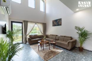 stayvista at eleganza resort